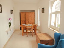 Accommodation:&nbsp;Teti