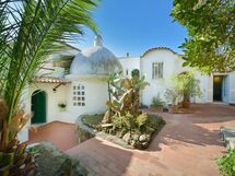 Accommodation:&nbsp;Galatea