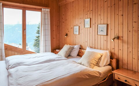 Biquinou: Building, Furniture, Property, Comfort, Light, Wood, Bed Frame, Window, Interior Design, Architecture