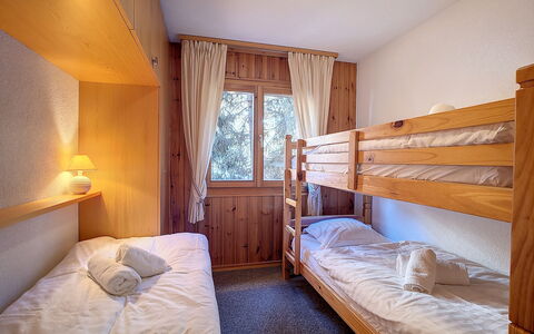 Les Cretes Ii: Furniture, Property, Comfort, Building, Azure, Bed Frame, Bed, Textile, Interior Design, Wood