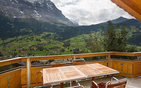 Chalet Tuffstein: Cloud, Mountain, Sky, Table, Furniture, Property, Nature, Wood, Outdoor Furniture, Chair