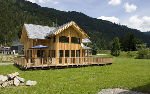 Murau 202: Sky, Cloud, Plant, Mountain, Tree, Wood, House, Land Lot, Window, Natural Landscape