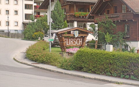 Flirscherblick: Furniture, Table, Building, Chair, Tableware, Cloud, Sky, Tablecloth, Outdoor Furniture, Shade