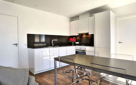 Megin: Furniture, Countertop, Room, Interior Design, Property, Kitchen, Building, Cabinetry, Table, House