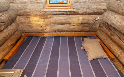 Saarenkainalo: Wood, Floor, Wood Stain, Hardwood, Plank, Linens, Log Cabin, Natural Material, Wood Flooring, Plywood