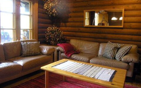 Sokeelampi: Grass, House, Cottage, Land Lot, Home, Estate, Lawn, Siding, Farmhouse, Porch