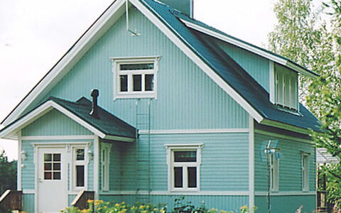 Eteläranta: Building, Window, Roof, Wood, Siding, House, Home, Cottage, Door, Paint