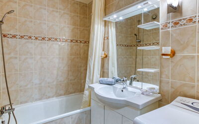 Accommodation:&nbsp;Chanteneige 201 380.5