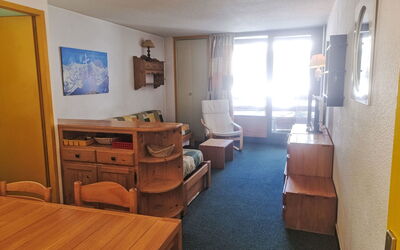 Accommodation:&nbsp;Chanteneige 610 la Croisette 380.7