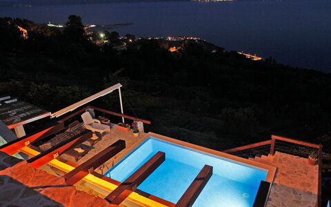 Juraj: Water, Light, Sky, Azure, Swimming Pool, Outdoor Furniture, Lighting, Body Of Water, Leisure, Building