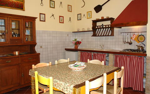 Certaldo 56: Room, Property, Furniture, Dining Room, Table, Building, House, Interior Design, Wall, Floor