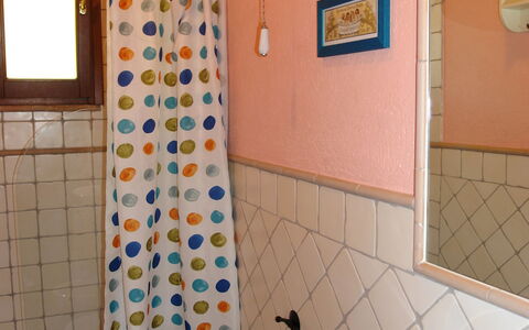 Certaldo 56: Tile, Room, Wall, Floor, Property, Flooring, Bathroom, Interior Design, Pattern, Textile