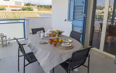 Accommodation:&nbsp;Dammusa Mare 130.2