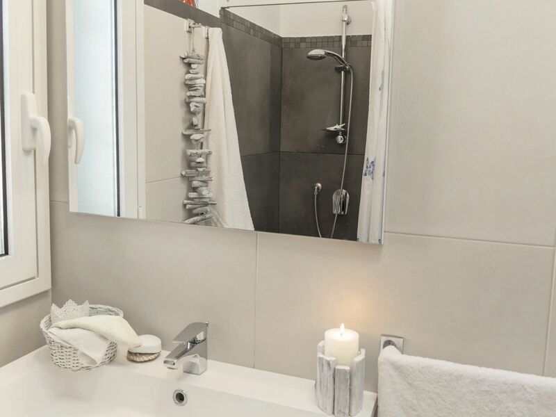 Accommodation:&nbsp;Dammusa Mare 130.2