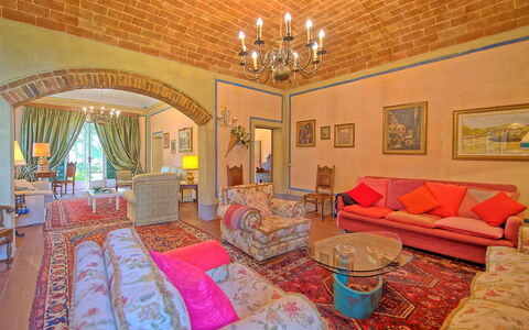 Villa Lorenza: Room, Property, Furniture, Interior Design, Bedroom, Building, Real Estate, Ceiling, House, Living Room