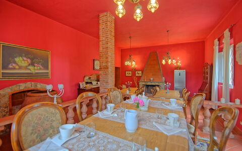Villa Lorenza: Room, Property, Dining Room, Interior Design, Furniture, Building, Restaurant, Table, Real Estate, House