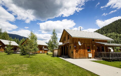 Accommodation:&nbsp;# 140 mit 4 Schlafzimmern & Sauna 100.7