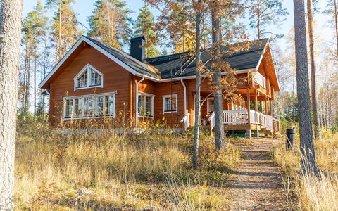 Lokinsiipi: Wood, Cottage, Home, Woodland, Porch, Siding, Log Cabin, Estate, Farmhouse, Garden Buildings