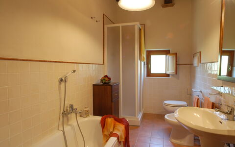 La Valle: Bathroom, Room, Property, Building, Interior Design, Plumbing Fixture, Bathroom Sink, House, Real Estate, Architecture