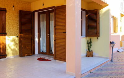 La Caletta 120: Plant, Building, Window, Wood, Shade, Lighting, Flowerpot, Interior Design, Houseplant