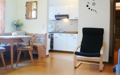 Accommodation:&nbsp;A305 300.2