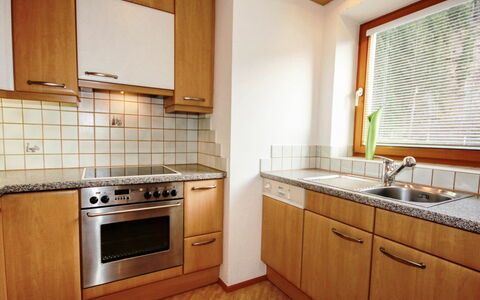 Radenthein 110: Cabinetry, Countertop, Kitchen Sink, Property, Sink, Tap, Plumbing Fixture, Kitchen, Window, Interior Design