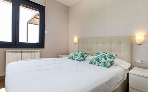 Selvamar: Building, Property, Furniture, Window, Comfort, Wood, Shade, Interior Design, Bed