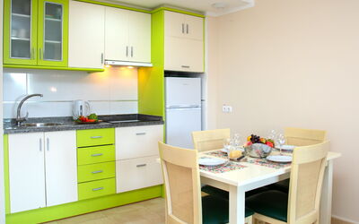 Accommodation:&nbsp;Esmeralda Suites 315.3