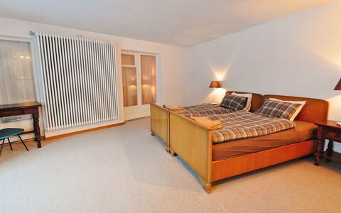 Lani: Furniture, Building, Comfort, Bed Frame, Wood, House, Flooring, Floor, Bed, Hardwood