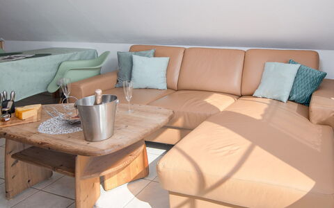 Norddeich 764: Furniture, Couch, Wood, Flooring, Interior Design, Floor, Living Room, Home, Room