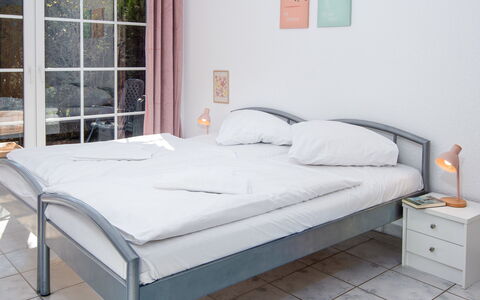 Norddeich 764: Bed, Bedroom, Furniture, Bed Frame, Bedding, Bed Sheet, Linens, Mattress, Pillow, Wood Stain