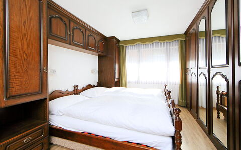 Zermatt 654: Building, Furniture, Property, Cabinetry, Comfort, Wood, Bed Frame, House, Interior Design, Floor