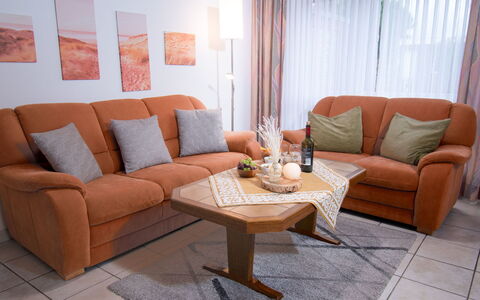 Störtebeker: Table, Furniture, Couch, Comfort, Wood, Living Room, Interior Design, Flooring, Rectangle, Floor