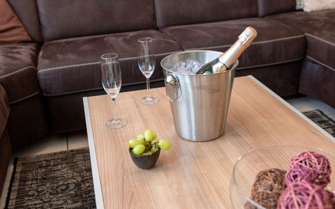 Storchennest: Furniture, Table, Tableware, Food, Wood, Couch, Flooring, Floor, Ingredient, Drinkware