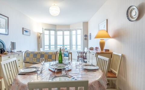Saint Malo 260: Table, Furniture, Property, Picture Frame, Chair, Window, Interior Design, Wood, Clock, Living Room