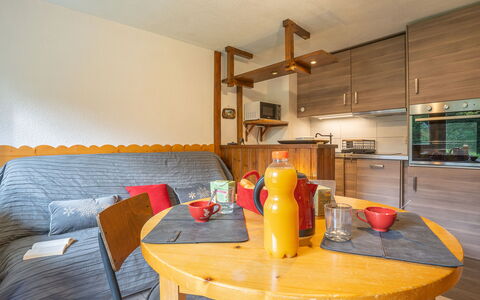 Clos des Outannes: Furniture, Table, Property, Tableware, Building, Wood, Chair, Lighting, Orange, Interior Design