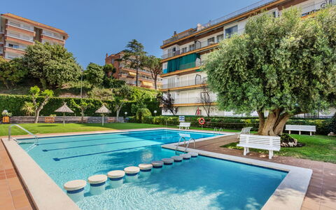 Buenos Aires: Swimming Pool, Residential Area, Apartment, Condominium, Resort, Garden, Estate, Hacienda, Balcony, Lawn