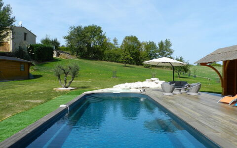 Moulin de Rabine: Swimming Pool, Property, Backyard, Real Estate, House, Grass, Yard, Leisure, Home, Estate