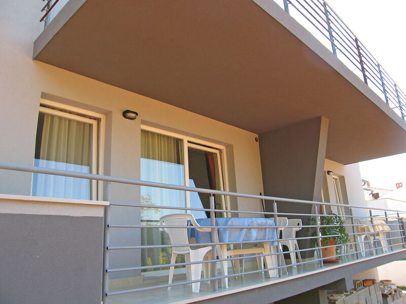 Accommodation:&nbsp;Barbara 103.2