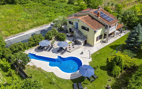Ve-Ma: Swimming Pool, Estate, Villa, Landscaping, Hacienda, Resort, Yard, Mansion, Farmhouse, Eco Hotel