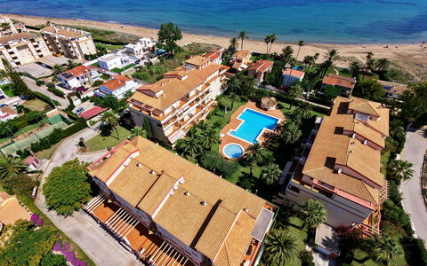 La Marina: Resort, Apartment, Estate, Hacienda, Hotel, Villa, Seaside Resort, Eco Hotel, Swimming Pool
