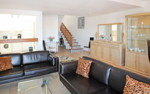 Mar Y Montaña: Furniture, Couch, Table, Picture Frame, Wood, House, Building, Interior Design, Pillow, Flooring