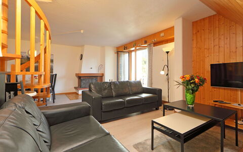 Anémone 2 16: Furniture, Couch, Table, Comfort, Lighting, Interior Design, Wood, Living Room, Orange, House