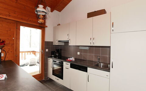 Ardévaz i: Property, Room, Building, House, Furniture, Kitchen, Ceiling, Interior Design, Floor, Cabinetry