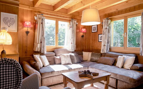 Miranda: Furniture, Couch, Window, Interior Design, Architecture, Picture Frame, Living Room, Wood, Real Estate, Table