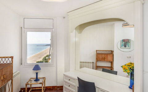 Playa de Aro 230: Wood, Interior Design, Floor, Flooring, Furniture, Room, Ceiling, Apartment, Sea, Bedroom