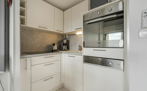 Accommodation:&nbsp;Camargue Village 110.4