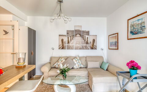 Accommodation:&nbsp;Le Newport 184.2