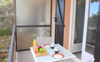 Accommodation:&nbsp;La Nuit de Mai 113.5