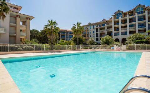 Saint Aygulf 140: Water, Sky, Building, Plant, Daytime, Property, Swimming Pool, Azure, Tree, Architecture